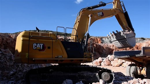 19K views · 317 reactions | Cat 374 Next Gen loading 775F | Alat Berat Mania | Facebook