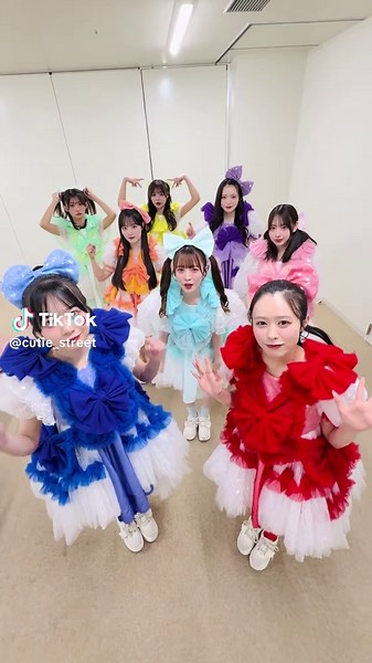Kawaii Dance Performance by CUTIE STREET