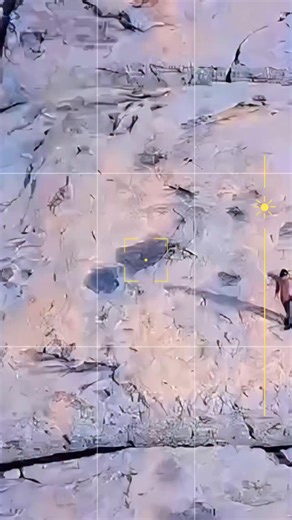 Suirdnex | Just north of Monument Valley, along the Utah-Arizona border, lies a strange formation where massive sandstone blocks appear to have been... | Instagram