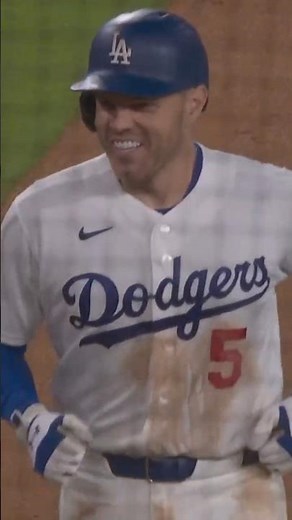 Freddie Freeman Breaks the Scoreless Tie with a Walk Off Home Run vs Angels!