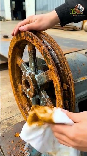 Restoring a Rusty Pulley Wheel | Satisfying Rust Removal #shorts #diy