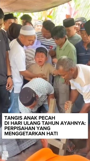 Dimas Boy on Instagram: "Menangislah gapapa, kamu berhak untuk menangis… 🥺 Dapatkan buku “Kisah Kita Belum Usai, Ayah” ditoko buku Gramedia dan toko buku tradisional terdekat di seluruh Indonesia, atau klik link dibio untuk versi ber-TTD + Surat by request via Shopee ✨ Cr on TikTok #ayah #anak #sad #kehilangan #kisahkitabelumusaiayah"