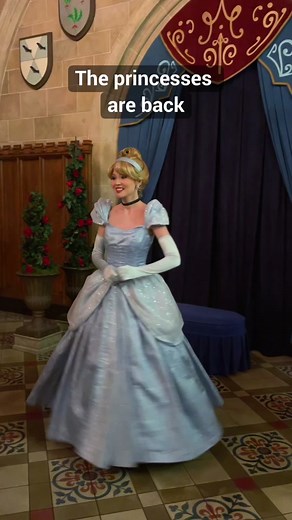 Dinner with Disney Princesses at Cinderella's Royal Table