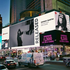 41K views · 5.9K reactions | Seeing “ Momma “ at the NYC time square...
