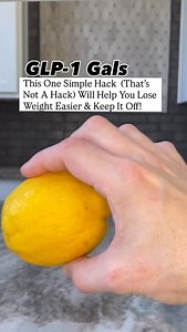 Lemon “Hack” That Actually Works 🍋 💾 Save this if you’re tired of bland food making “healthy eating” feel impossible. 👉🏻 On a GLP-1 like Ozempic, Wegovy, Mounjaro, or Zepbound and want to keep the results you’re working so hard for? 👉🏻 Planning to stay on your meds for a while but want to break plateaus and see better body recomposition (hello, lean toned — not skinny soft)? 👉🏻 Or worried about the regain horror stories when you taper down your dose? I hate to break it to you, but lemons