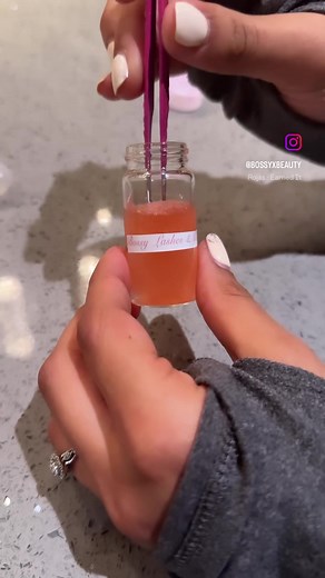 Say goodbye to sticky residue and hello to clean, efficient tweezers! 🤩 ➡️ Glue buildup can prevent your tweezers from properly gripping therefore reducing the quality of your lash sets. Our powerful and unique Bossy Beauty solution dissolves adhesive buildup in seconds which provides a simple and practical solution for keeping your tools in tip top shape 😌 DM us on IG directly to purchase yours! 🛍️ #lashextensions #lashproducts #lashtech