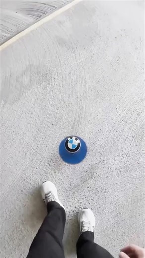 BMW Logo Button Turned Into a Robot Car! 🚗🤖
