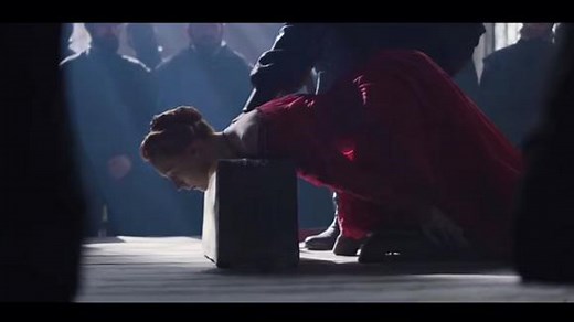 玛丽女王被砍头名场面，美到生命最后一刻的女人