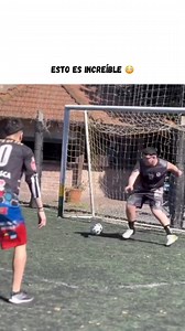 92K views · 449 reactions | Increíble  #futbolmundial #futbol5 #futbolargentino #bloopers #Potrero | Es todo futbol | Facebook