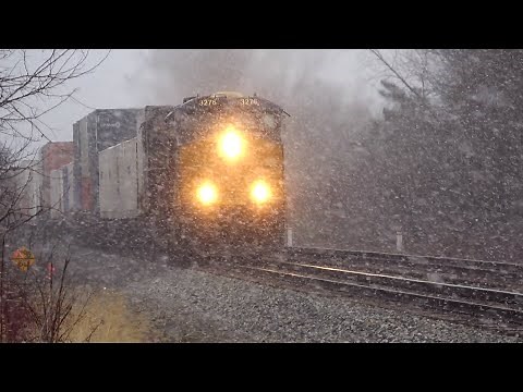I Was Gonna Film A CSX Train Then This Happened! CSX Train In The Snow! Big Tanker Train! + More!