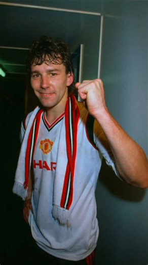 VM Soccer Legends on Instagram: "BRYAN ROBSON 🏴󠁧󠁢󠁥󠁮󠁧󠁿 – GOAL VS LIVERPOOL 🏴󠁧󠁢󠁥󠁮󠁧󠁿 (1985) #bryanrobson #robson #manchesterunited #westbrom #middlesbrough"