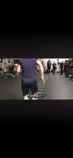 Lomachenko footwork drill. Are you doing this enough? #lomachenko #boxingdrills #boxingfootwork