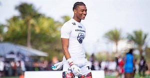 Why LSU has kept 2026 class intact amidst coaching changes