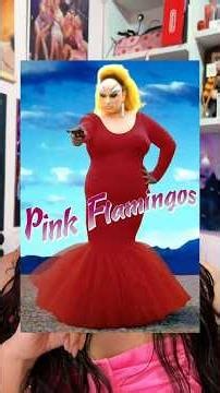 Divine, Pink Flamingos y cine queer 🌈🎬 #Divine #PinkFlamingos #CineQueer #LGBTQ