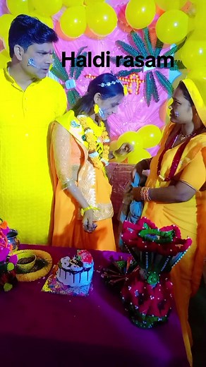 Traditional Haldi Rasam Ceremony | Beautiful Indian Wedding Ritual