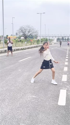 Payal | Yo Yo Tu Meri Makhna |#payal #ytshorts #trending #dance #feel #shortsfeed #expression