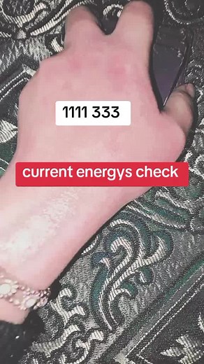current energys check #foryoupageofficiall #tarotcards #currentfeelings #hinddeurdu #tarotreadingoftheday