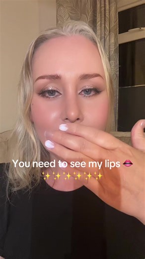 Next level glitter lips ! 💋 👌🏼✨✨✨