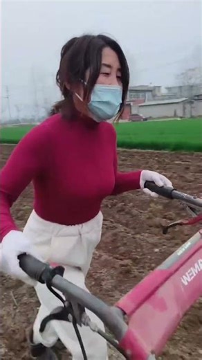 How to Master the Art of Cooking at Home