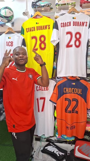 🔥 Maillot Authentic Flocage à Prix Choc 6500! 🔥. La promotion continue. Les maillots authentiques flocage sont à 6500 F au lieu de 9000 F chez EMMA SPORT. Offre exceptionnelle valable encore pour quelques jours . Profites-en avant la fin ! Agence IITA 📞 229 67 58 37 27 Agence Kpota 📞 229 57216800 📍 EMMA SPORT – Boutiques Porto-Novo & Calavi ( IITA et KPOTA) 🚚 Livraison partout . Bonne et heureuse année 2026 #emmasport #maillot #football #fitness #flocage