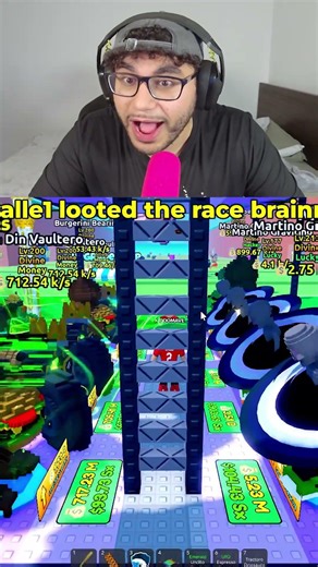 FLY GLITCH in ESCAPE TSUNAMI!