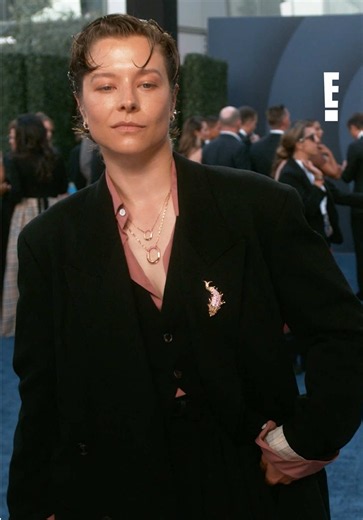 Chic as ever 🤩 #LivefromE #AwardsSeason #Emmys #EmmaDarcy | emma darcy