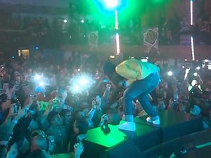 Sizzla Kalonji Live @ Costa Rica MoreFire Set 14 2013 (Official Video)