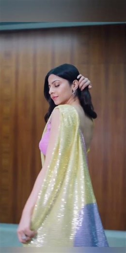 Vedhika hot saree navel | Vedhika Navel Saree vertical edit Actress Navel hot vertical edit Armpits