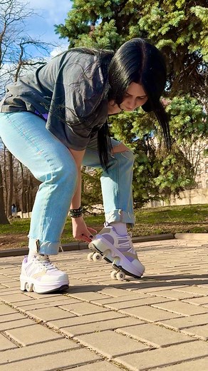 752 reactions · 17 shares | One click of the button they turn into skates朗 Roller skate shoes LIEKICK  | Liekickspeed.roller | Facebook