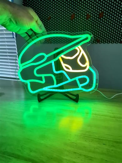 Halo Master Chief LED Neon Light, USB Powered Neon Light Sign, Novelty Lighting, Neon Accent Lights for Game Room Wall Decor, Bedroom Wall Art DecorYour shop #gaming #gameroom #bedroom #decor #halo