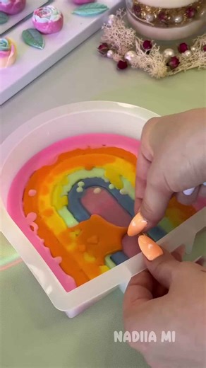 ASMR rainbow candle making | Cutest DIY ever 🌈✨