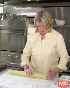 54K views · 781 reactions | Pop these sticky buns in the oven and wait until the delicious aroma fills your home. Get the Martha Bakes recipe here: https://bit.ly/314JqZl [originally aired on PBS] | Martha Stewart | Facebook