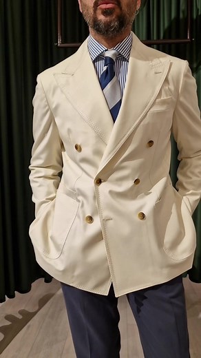 How to Dress Like David Beckham: Style Tips for Men