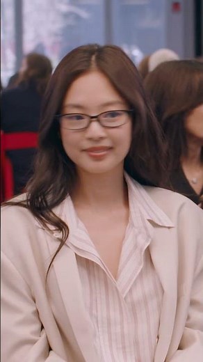 Front row with JENNIE. Seen at the Calvin Klein Collection Fall 2026 runway show by Veronica Leoni.