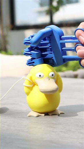 When your fidget toy turns into a fully functional grabbing hand...