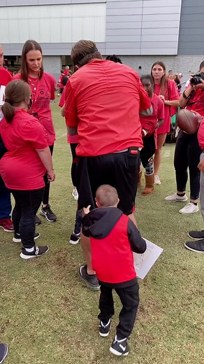 Kirby has to be one of the greatest! he let #NickSmith do this to him. We love our Georgia Football! ❤️🏈