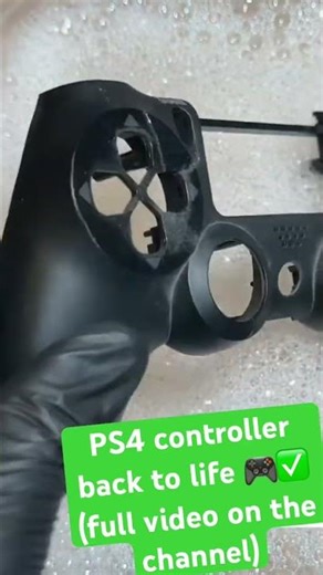 Bringing a PS4 controller back to life #shorts #playstation #gaming #repair #ps4 #ps5 #tech