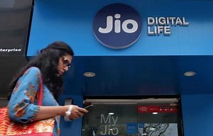 Reliance Jio offers transformed industry, caused users to save $10 bn