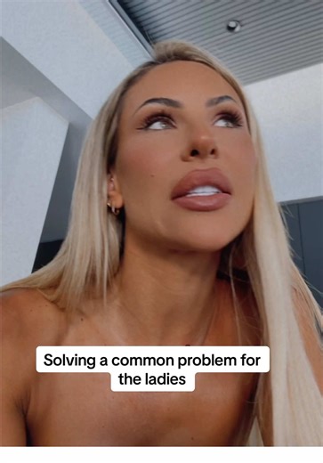 Seriously though. I have nothing to wear but my wardrobe is full. Girl math 101. @bodyslate #activewear #activewearforwomen #activewearfashion #girlmath #fitchick