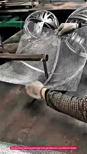 Wire Mesh Basket Welding Machine Forms Filter Containers with 2-Electrode Spot Welding
