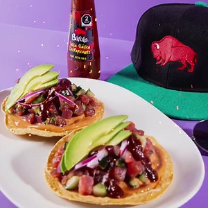 199K views · 110 reactions | A veces me pregunto si existirá algo más perfecto que una tostada con Salsa Clásica Extrapicante Búfalo®, pero creo que no. | Búfalo | Facebook