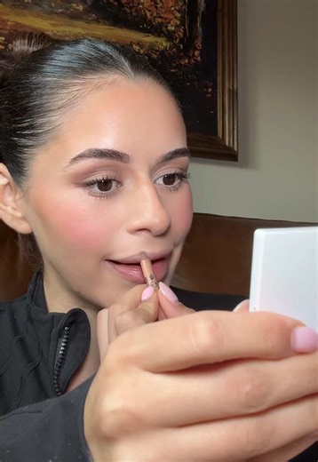 Create a Perfect Medium Beat Makeup Look