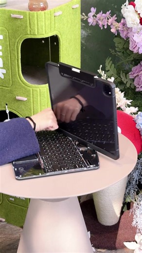 Discover the New Transparent iPad Keyboard