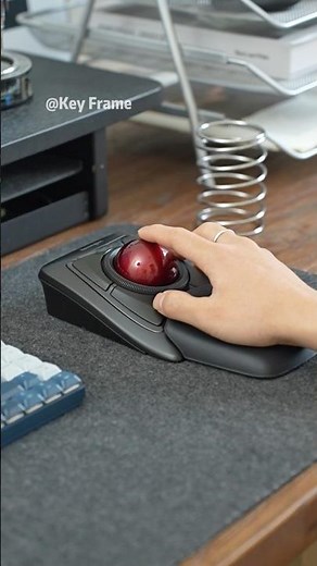 A trackball is a type of mouse?#DigitalTechnology #ComputerAccessories #Mouse