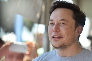 The Rest of the Interview Where Elon Musk Smoked a Blunt Was Pretty Surreal, Too