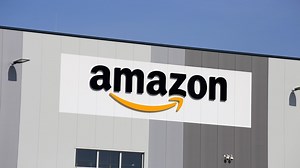 ‘Amazon committed fraud’: CCI defends order suspending Future deal - CNBC TV18
