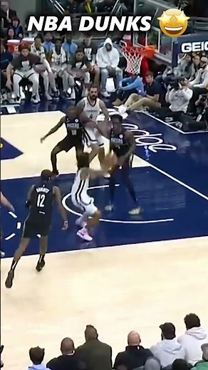 NBA dunks vs WNBA dunks!! 🤩