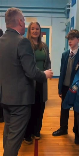 As 2025 comes to an end it has certainly brought challenges, opportunities and hope. For me it has been a privilege to meet and work alongside so many brilliant people across our communities this year. I'm proud to serve this area and determined to keep delivering for the people who call this place home into 2026. Athbhliain faoi mhaise daoibh ✨ | Aisling Reilly MLA