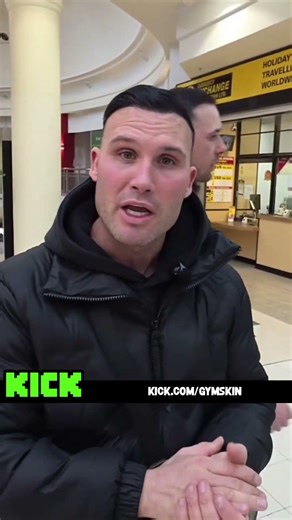 Gymskin leaves an angry coffee review #gymskin #starbucks