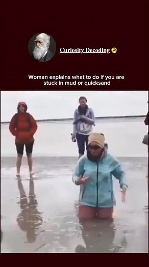 𝐂𝐮𝐫𝐢𝐨𝐬𝐢𝐭𝐲 𝐃𝐞𝐜𝐨𝐝𝐢𝐧𝐠 on Instagram: "If you ever get stuck in mud, don’t panic—there’s a smart way out. A woman explains: first, gently lift one leg out and place your knee on the surface of the mud to spread your weight. This reduces the suction and helps you stay balanced. Then, slowly and steadily, work your second leg out. Moving slowly prevents you from sinking deeper and helps you escape safely without losing a shoe! #MudHack #SurvivalTips #SmartEscape #NatureKnowHow #Outdoor